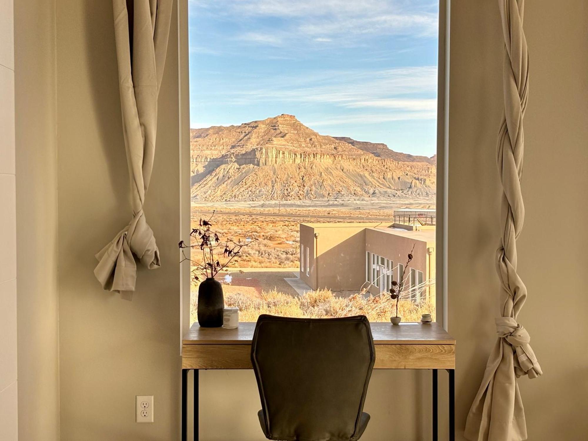 Calming Canyon Sanctuary With Grand Mesa Views Big Water Exterior foto